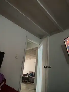 Snapshot of Khalyk_G chatting on 10.17.25 Khalyk G online show from 10.17.25