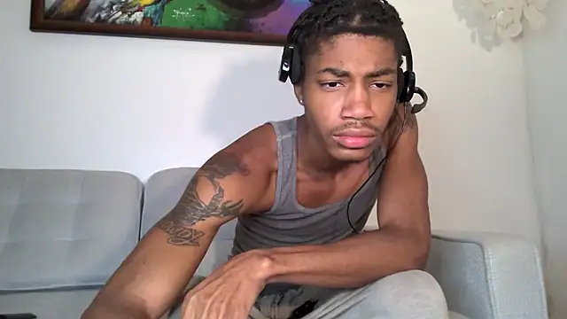 Skinnyblackman online show from 10.21.25