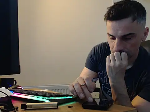 Snapshot of amydamarw chatting on 02.21.26 amydamarw online show from 02.21.26