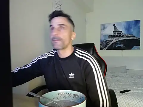 Snapshot of amydamarw chatting on 02.25.26 amydamarw online show from 02.25.26