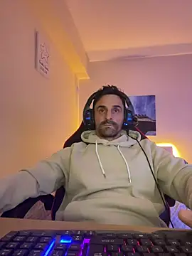 Snapshot of amydamarw chatting on 02.27.26 amydamarw online show from 02.27.26