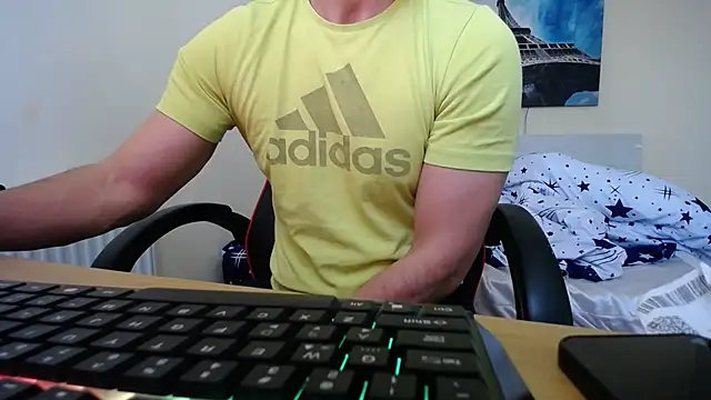 Snapshot of amydamarw chatting on 03.15.26 amydamarw online show from 03.15.26