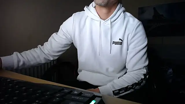 Snapshot of amydamarw chatting on 03.18.26 amydamarw online show from 03.18.26