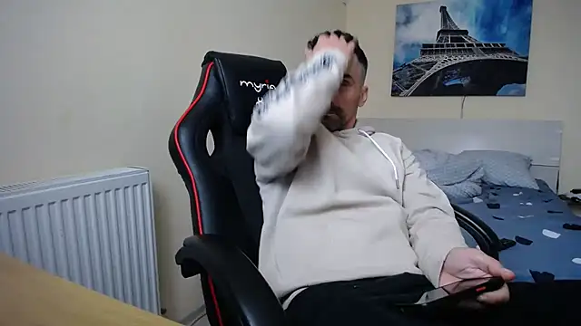 Snapshot of amydamarw chatting on 03.27.26 amydamarw online show from 03.27.26