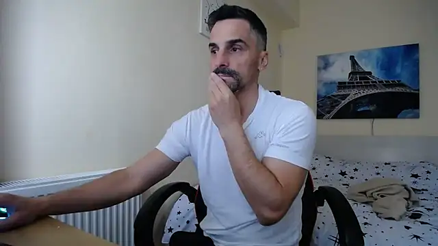 Snapshot of amydamarw chatting on 03.30.26 amydamarw online show from 03.30.26