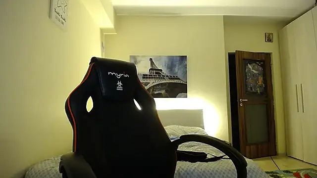 Snapshot of amydamarw chatting on 04.04.26 amydamarw online show from 04.04.26