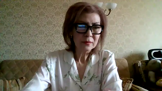 Elegant00Lady online show from 02.11.26