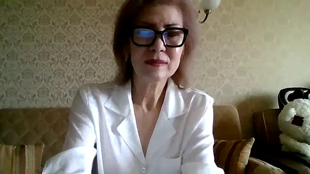 Elegant00Lady online show from 05.11.26