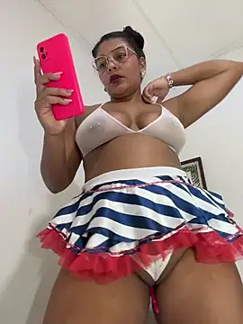 anaesca online show from 10.17.25