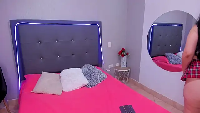 Snapshot of emma_lye chatting on 03.14.25 emma lye online show from 03.14.25