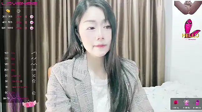 CindyHK online show from 01.08.25