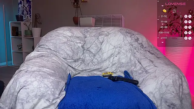 Tanya Acid online show from 01.12.26