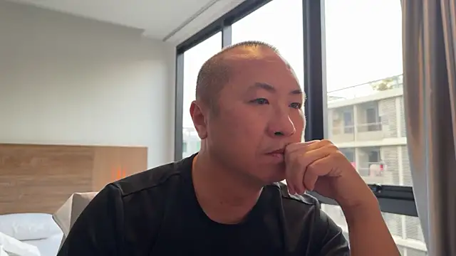 Snapshot of chih515 chatting on 04.12.26 chih515 online show from 04.12.26