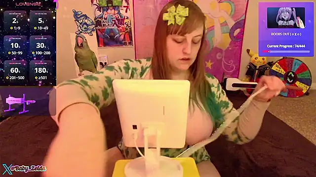 Snapshot of BabyZelda chatting on 12.03.24 BabyZelda online show from 12.03.24