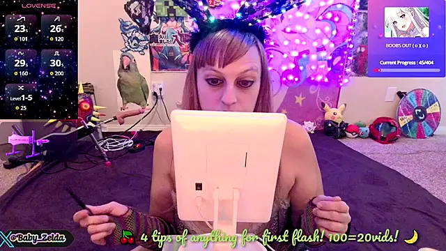 Snapshot of BabyZelda chatting on 09.23.25 BabyZelda online show from 09.23.25