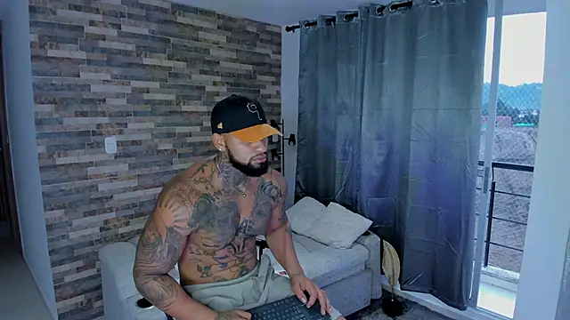 Snapshot of zaiin_diesel chatting on 01.24.25 zaiin diesel online show from 01.24.25