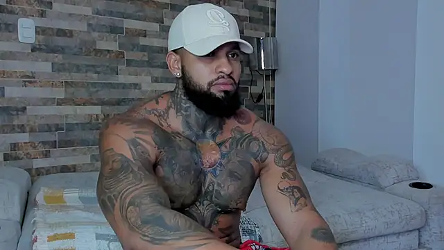 Snapshot of zaiin_diesel chatting on 03.22.25 zaiin diesel online show from 03.22.25