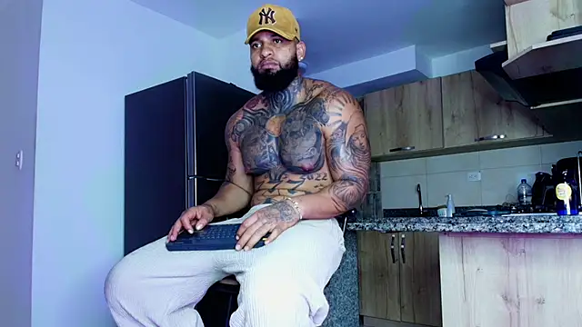 Snapshot of zaiin_diesel chatting on 09.15.25 zaiin diesel online show from 09.15.25