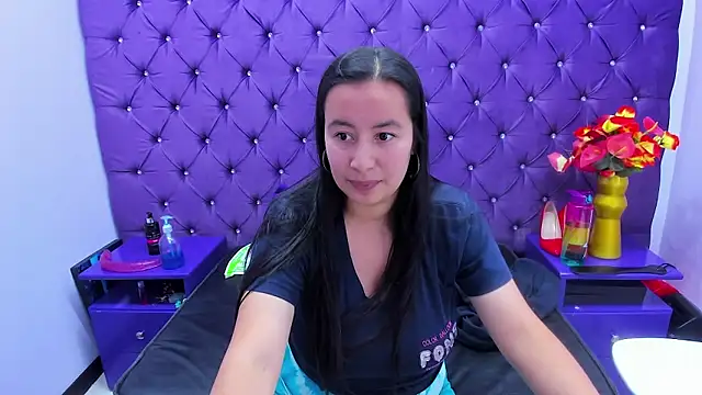 Snapshot of NaomyPrinces chatting on 05.09.26 NaomyPrinces online show from 05.09.26