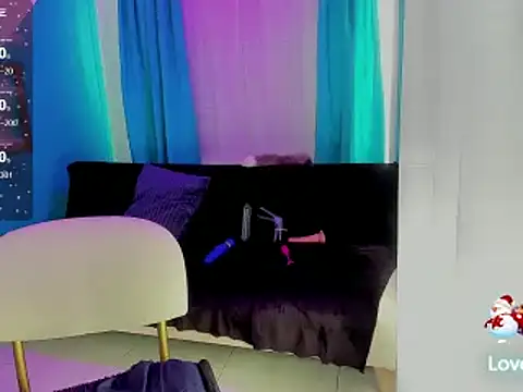 Snapshot of Hi_Marceline chatting on 12.12.24 Hi Marceline online show from 12.12.24