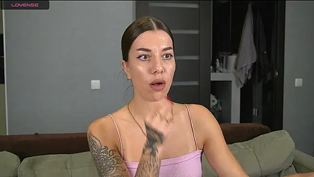 Alice melice online show from 10.14.25