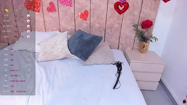 Katrina baurii online show from 02.19.25