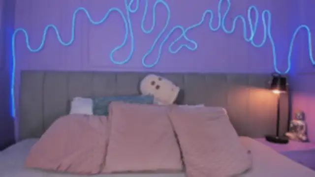 Snapshot of Mai_higurashi chatting on 10.23.25 Mai higurashi online show from 10.23.25