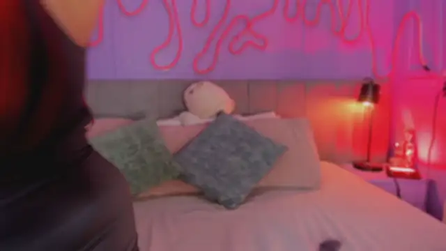 Snapshot of Mai_higurashi chatting on 11.10.25 Mai higurashi online show from 11.10.25