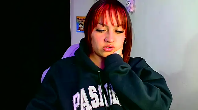 Snapshot of lucycherry__ chatting on 01.29.25 lucycherry online show from 01.29.25