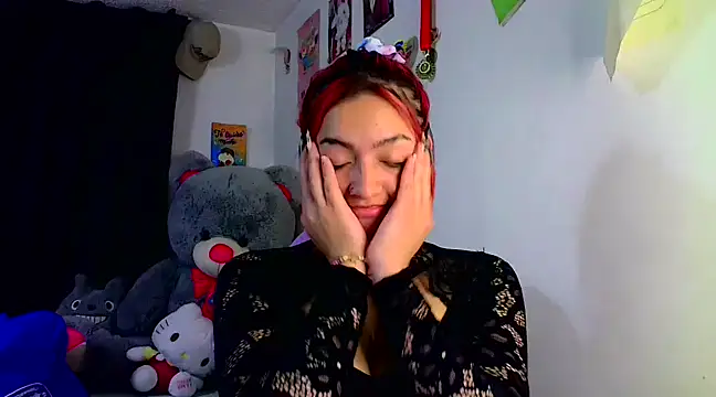 Snapshot of lucycherry__ chatting on 03.06.25 lucycherry online show from 03.06.25