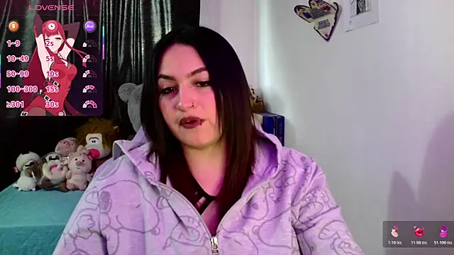 lucycherry   online show from 12.19.25