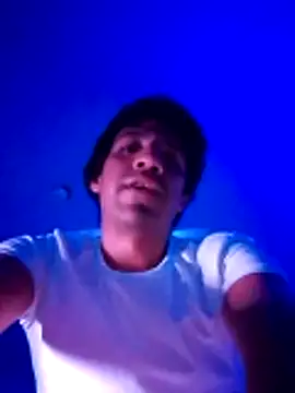 Snapshot of LiosArmando420 chatting on 04.26.26 LiosArmando420 online show from 04.26.26