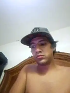 Snapshot of LiosArmando420 chatting on 05.22.26 LiosArmando420 online show from 05.22.26