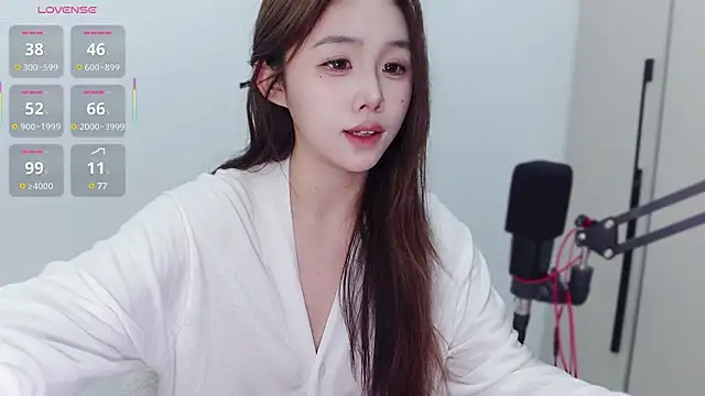 Hazel-11 online show from 02.07.25