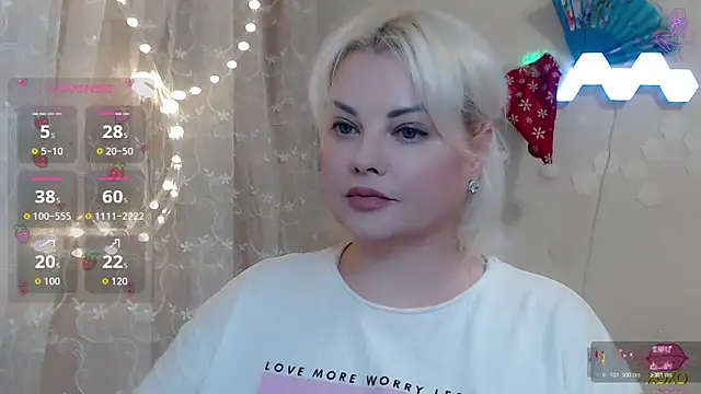 JewellKiss7 online show from 12.22.25