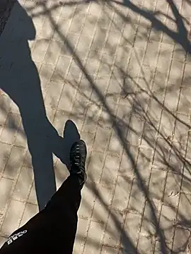 Snapshot of red_red00 chatting on 03.22.25 red red00 online show from 03.22.25