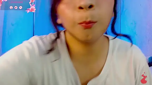 Snapshot of zoewilliams2 chatting on 02.18.26 zoewilliams2 online show from 02.18.26