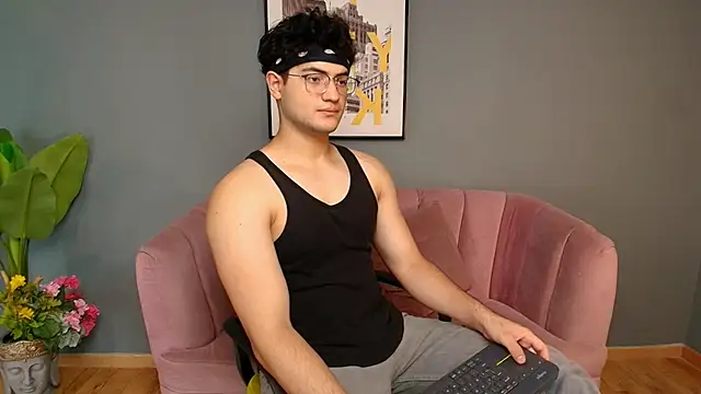 Snapshot of Mark_Evans1_ chatting on 03.07.25 Mark Evans1  online show from 03.07.25