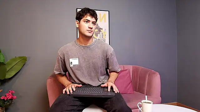 Snapshot of Mark_Evans1_ chatting on 11.06.25 Mark Evans1 online show from 11.06.25
