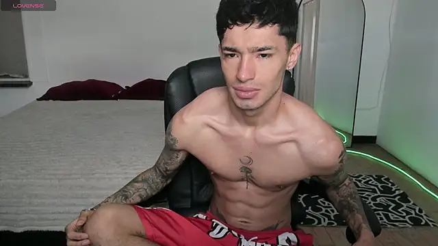 Damon  333 online show from 04.08.26