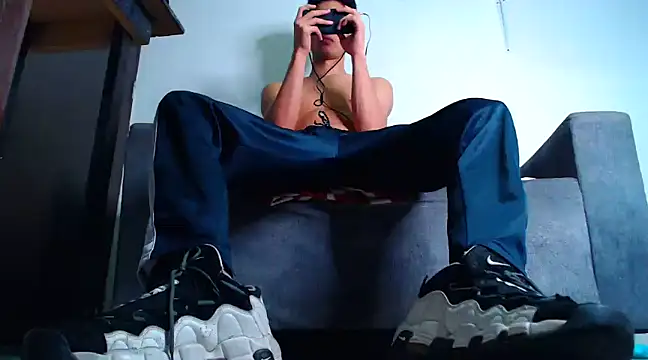 mastersmits online show from 02.23.25