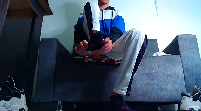 mastersmits online show from 02.24.25