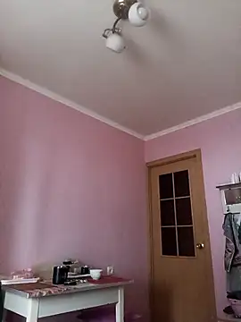 Pineapple04 online show from 11.27.25