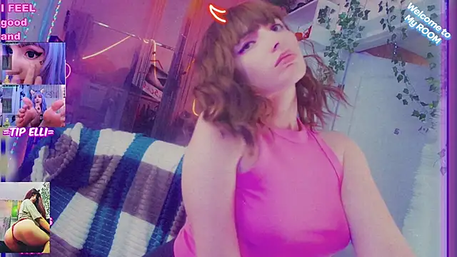 Snapshot of Toxic_Ellies chatting on 12.20.24 Toxic Ellies online show from 12.20.24