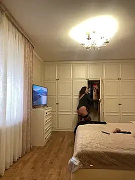 Dina0908 online show from 12.17.25