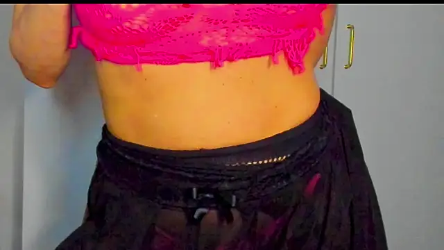 SuriFlirt online show from 04.16.26