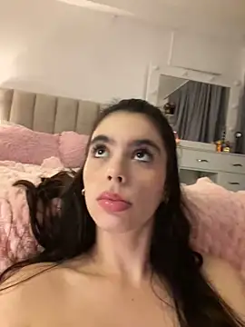 Mavi Coless online show from 03.01.25