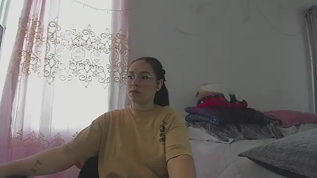 HARLEYNAPIER online show from 04.03.26