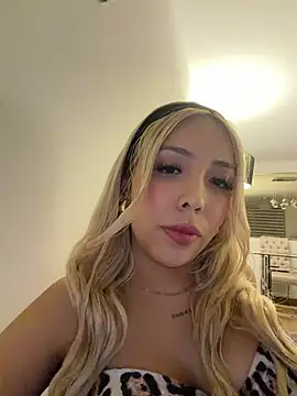 Snapshot of Sofy_Softtt chatting on 06.29.26 Sofy Softtt online show from 06.29.26