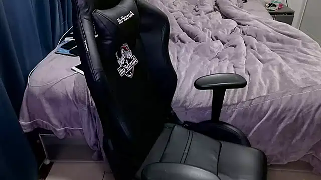 Snapshot of Angelababy001 chatting on 01.17.25 Angelababy001 online show from 01.17.25